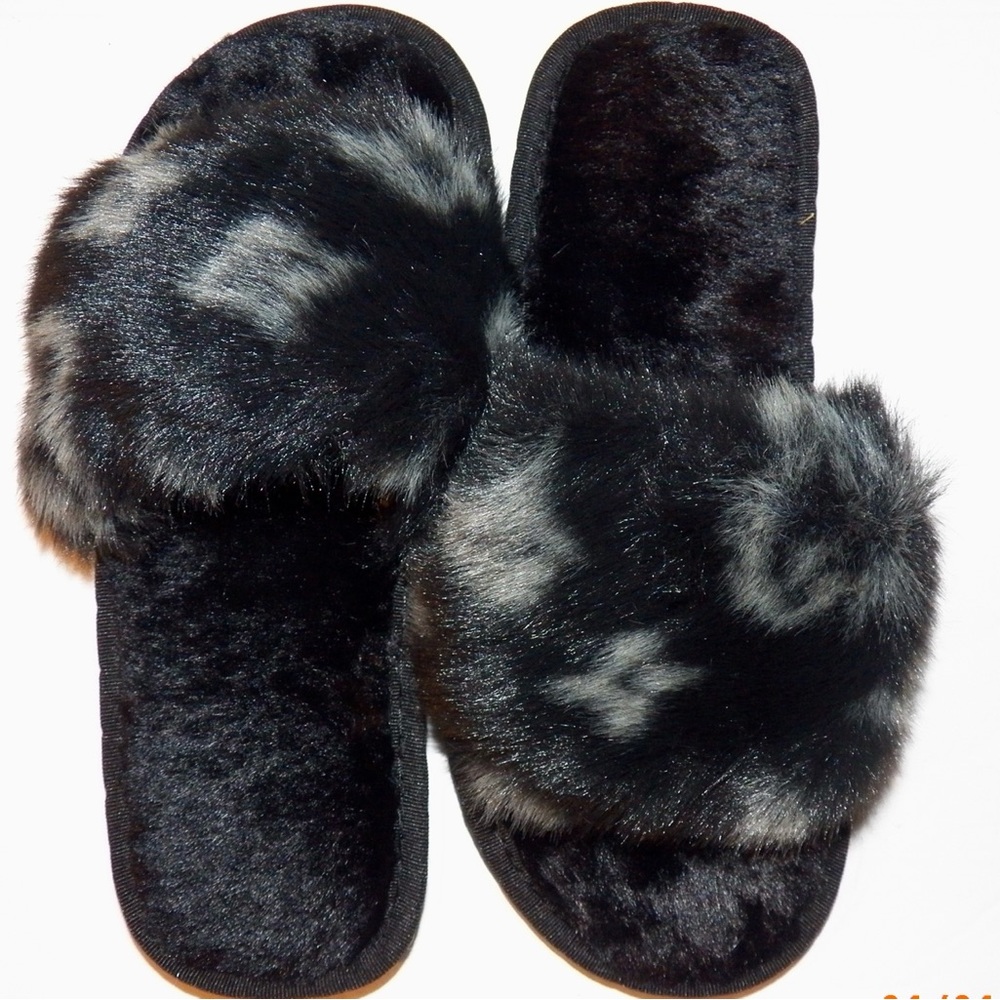 Women’s Fur Slippers